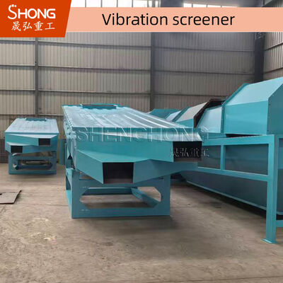 उच्च दक्षता 1200x3000mm कंपन स्क्रीनिंग उपकरण, 4kw मोटर शक्ति और कम ऊर्जा खपत के साथ