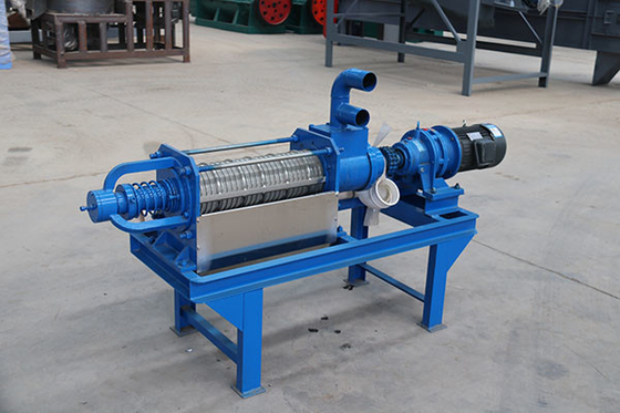 कार्बन स्टील पोल्ट्री खाद ठोस तरल विभाजक 3t/H 7kw